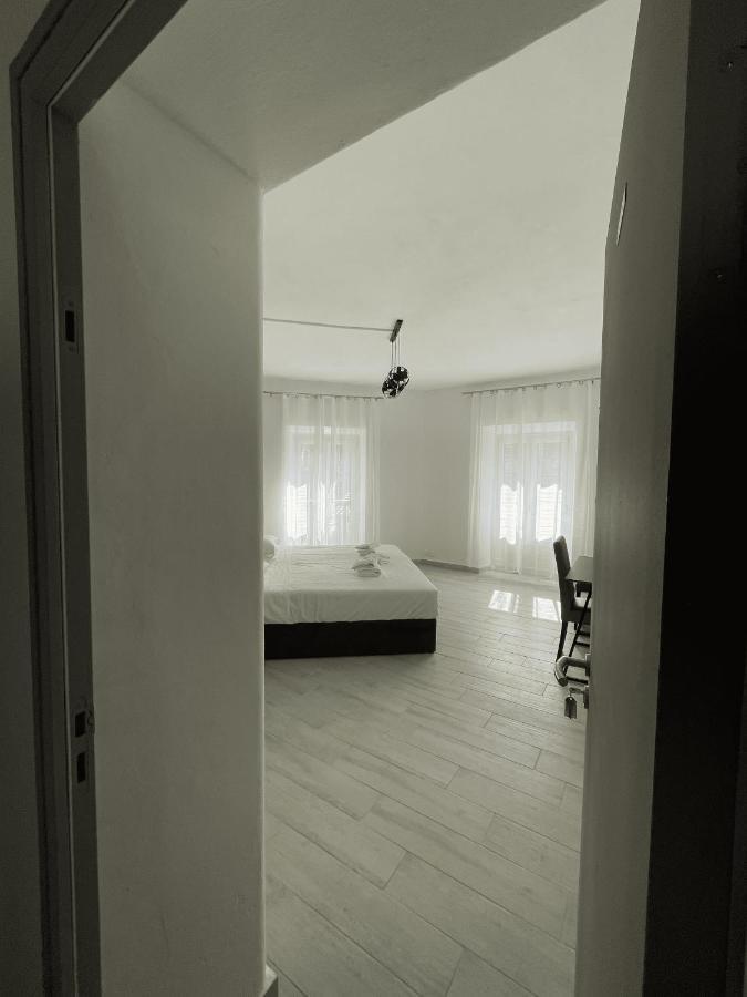 L'Escale Chambres Privees Chez L'Habitant Jfdl Bonifacio  Ngoại thất bức ảnh